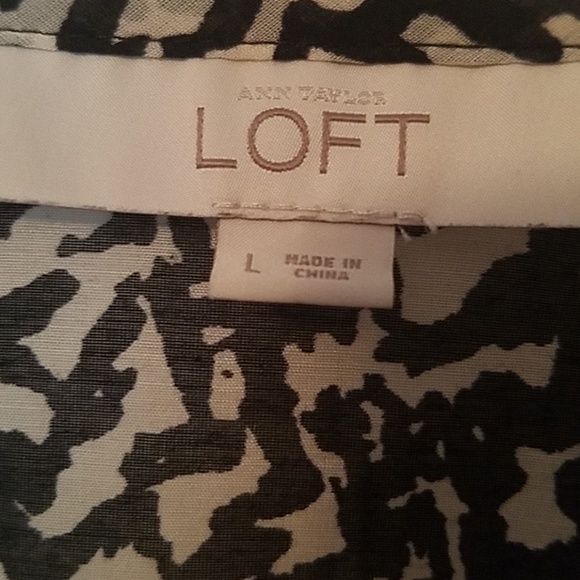 Loft button down blouse - Picture 2 of 6